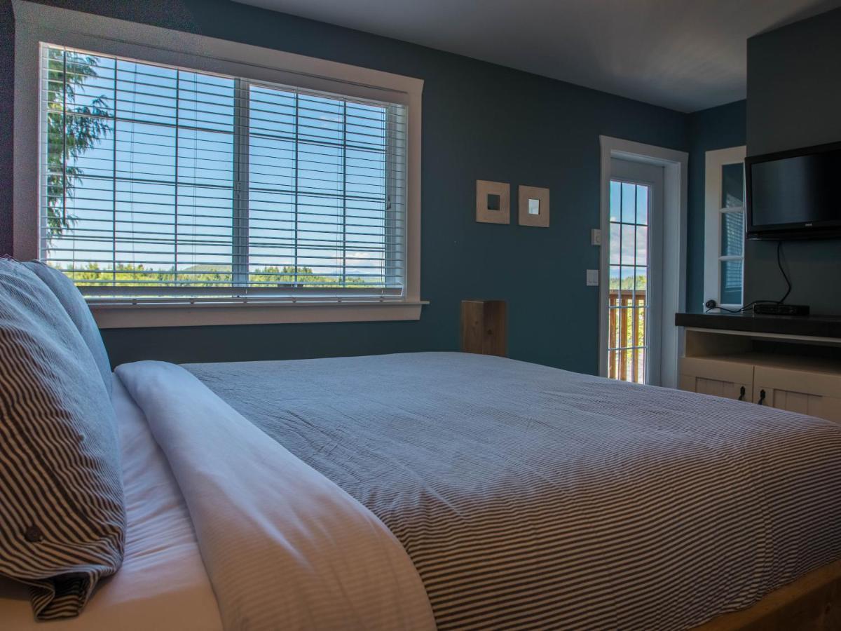 Surfs Inn Rainforest Cottages Ucluelet Eksteriør billede