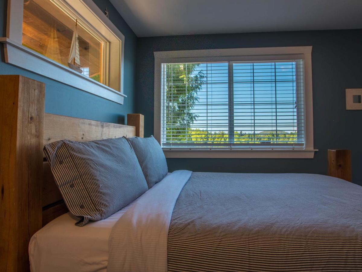 Surfs Inn Rainforest Cottages Ucluelet Eksteriør billede